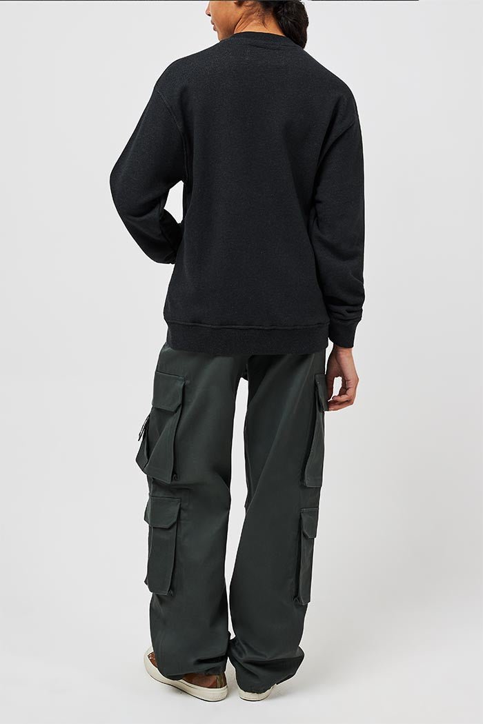 LOGO POCKET KANGA SWEATSHIRT - BLACK - THAT GORILLA BRAND