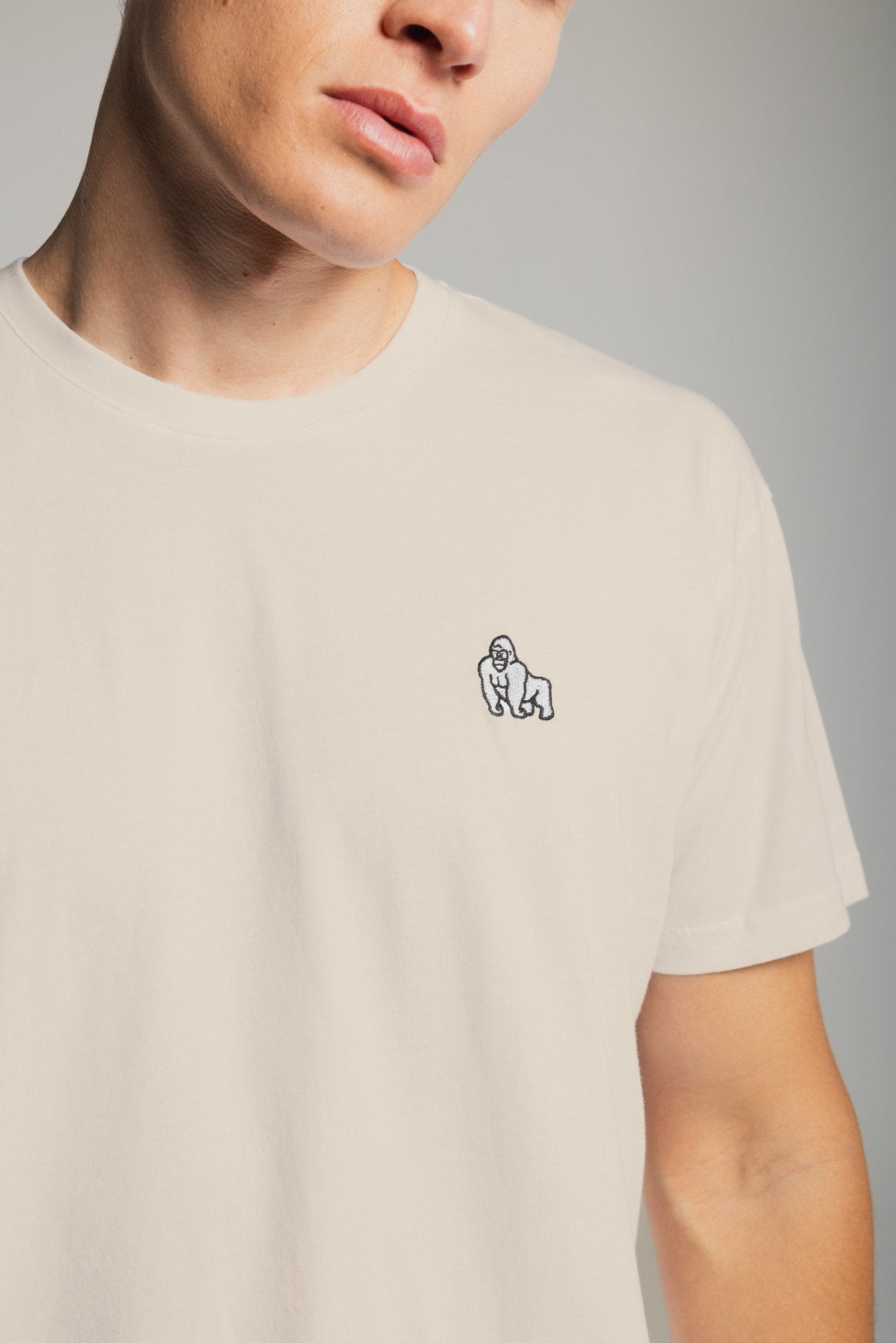 MINI EMBROIDERY T - TOFU/WHITE - THAT GORILLA BRAND