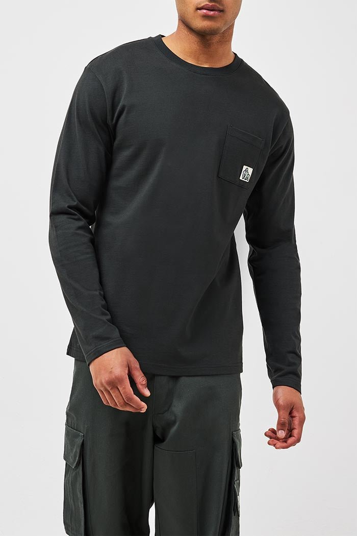 SET IN LONG SLEEVE POCKET T - BLACK - THAT GORILLA BRAND