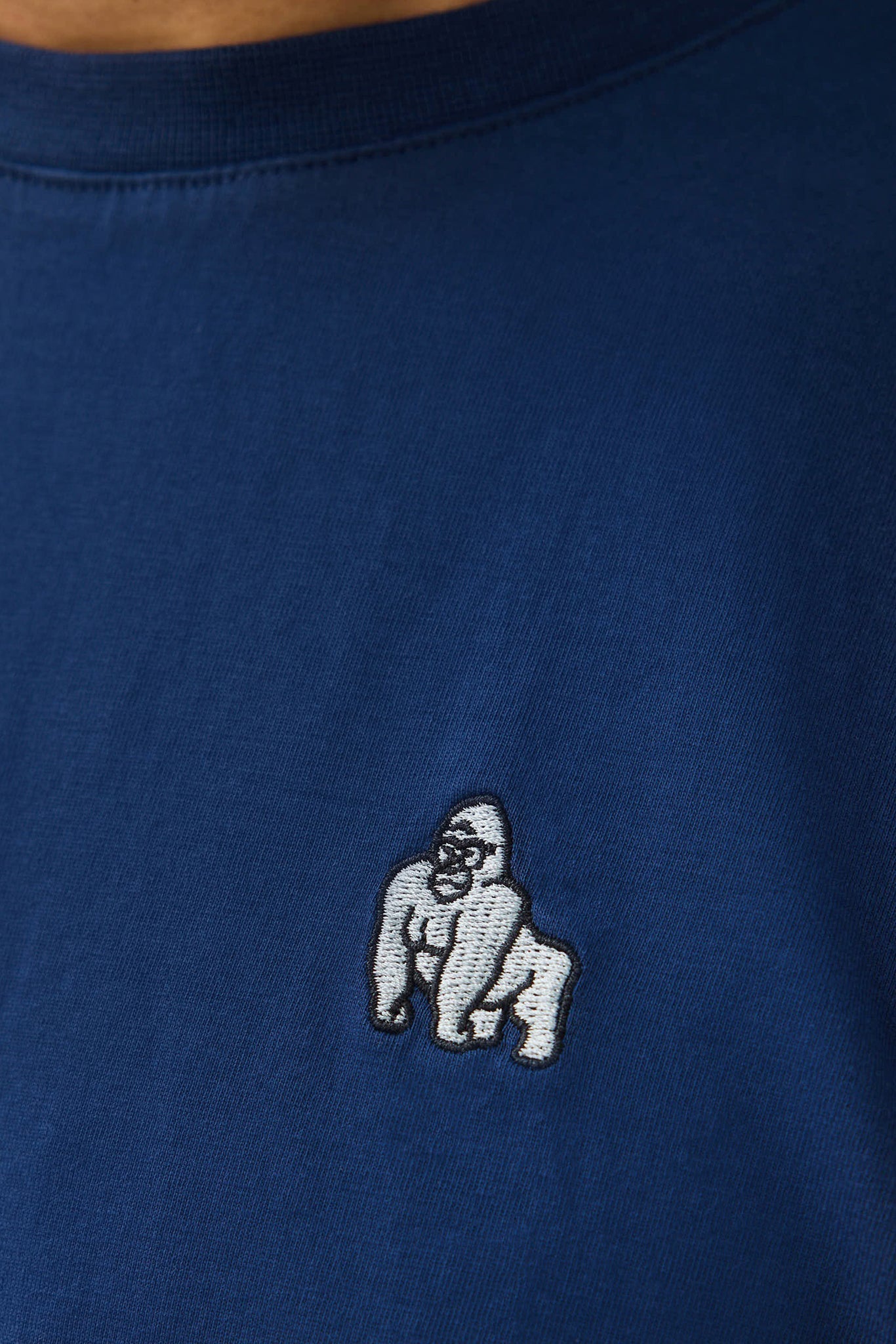 MINI EMBROIDERY T-SHIRT - NAVY - THAT GORILLA BRAND