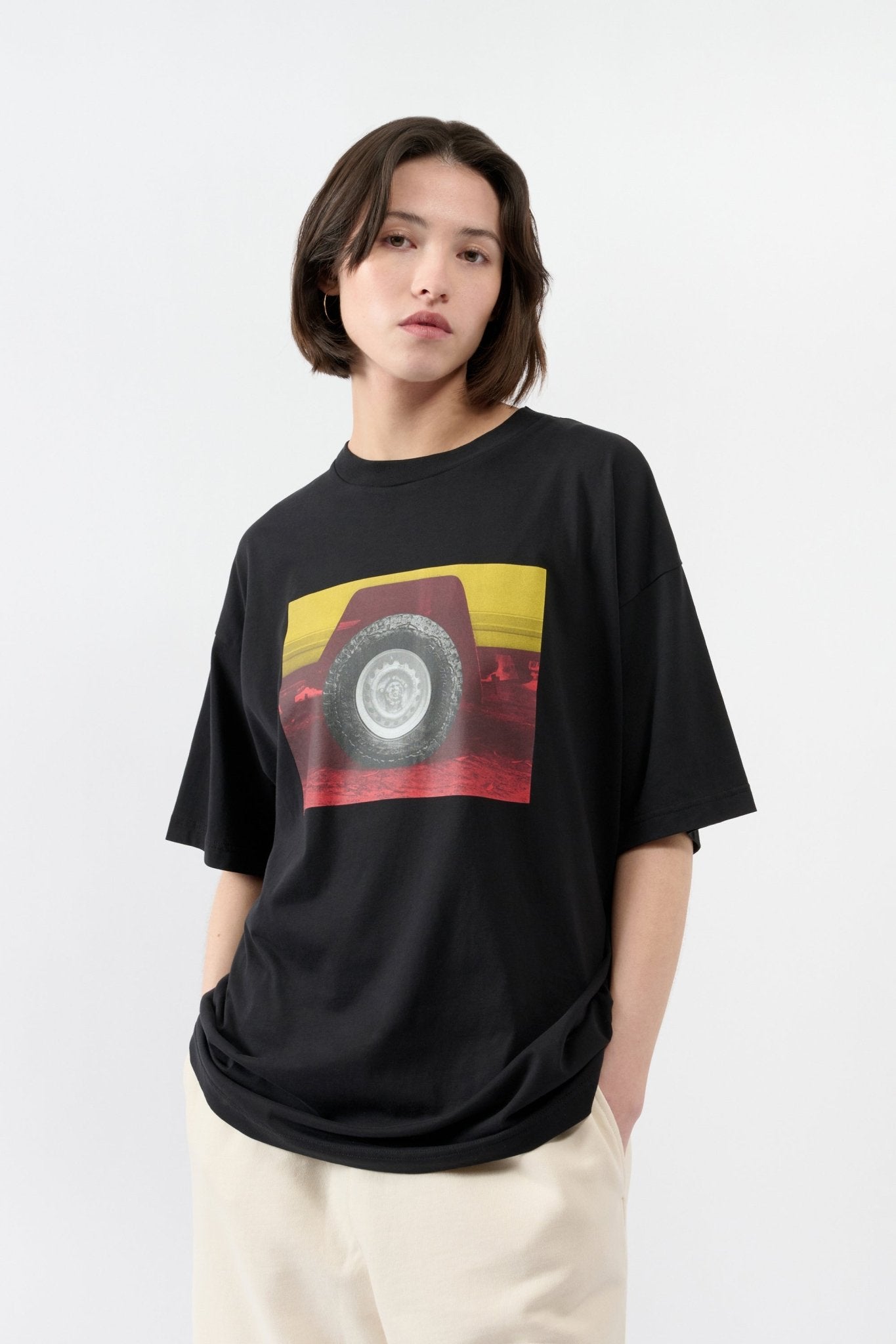 Safari Wheel T-shirt - Black - THAT GORILLA BRAND