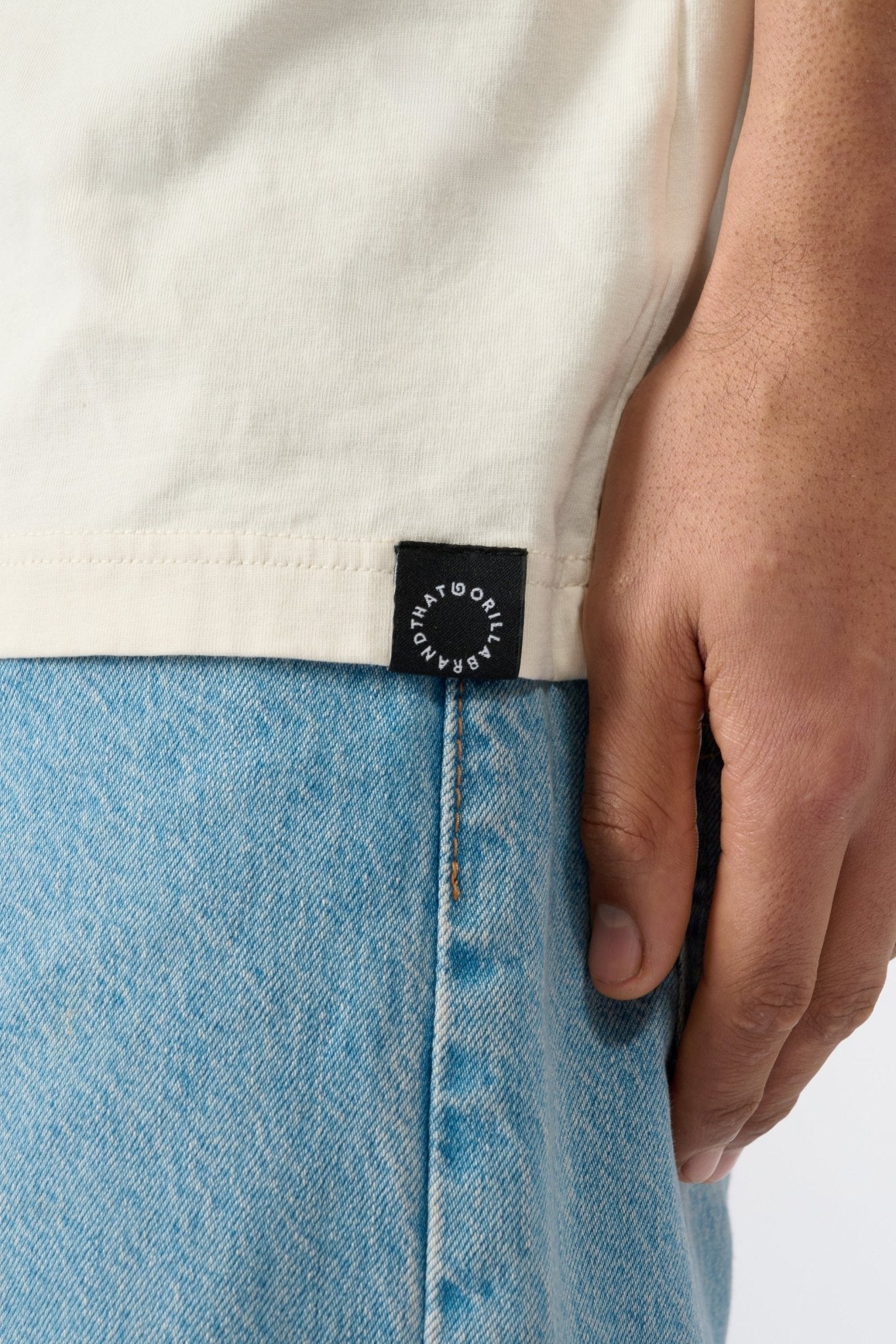 Safari Wheel T-shirt - White - THAT GORILLA BRAND